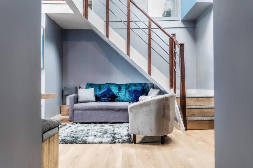 Darlington Luxury Penthouse Apartment Exteriör bild