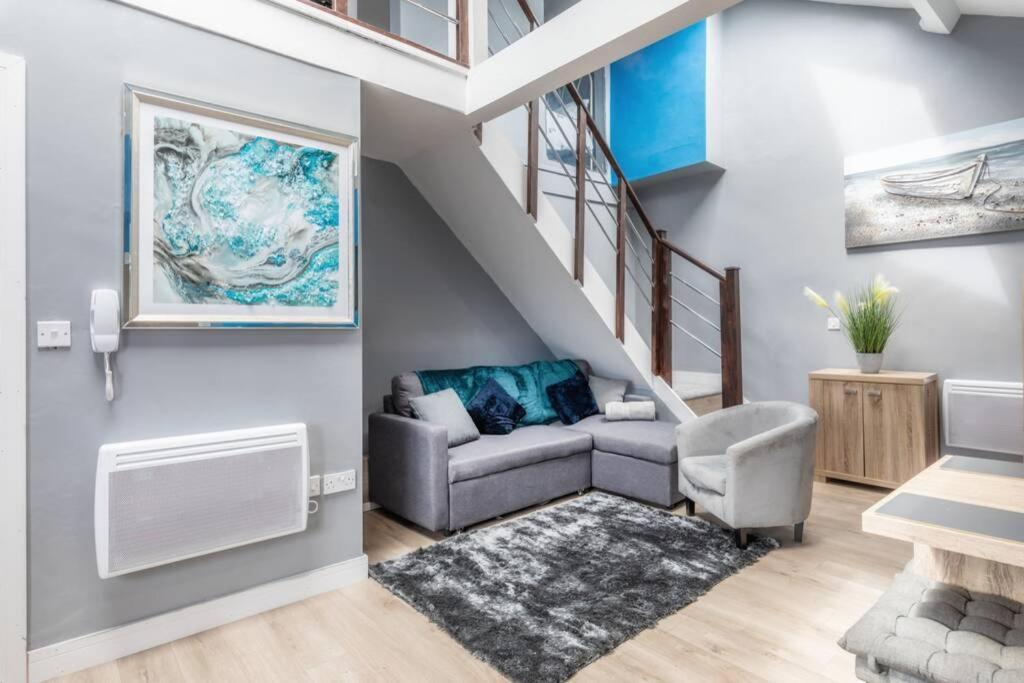 Darlington Luxury Penthouse Apartment Exteriör bild