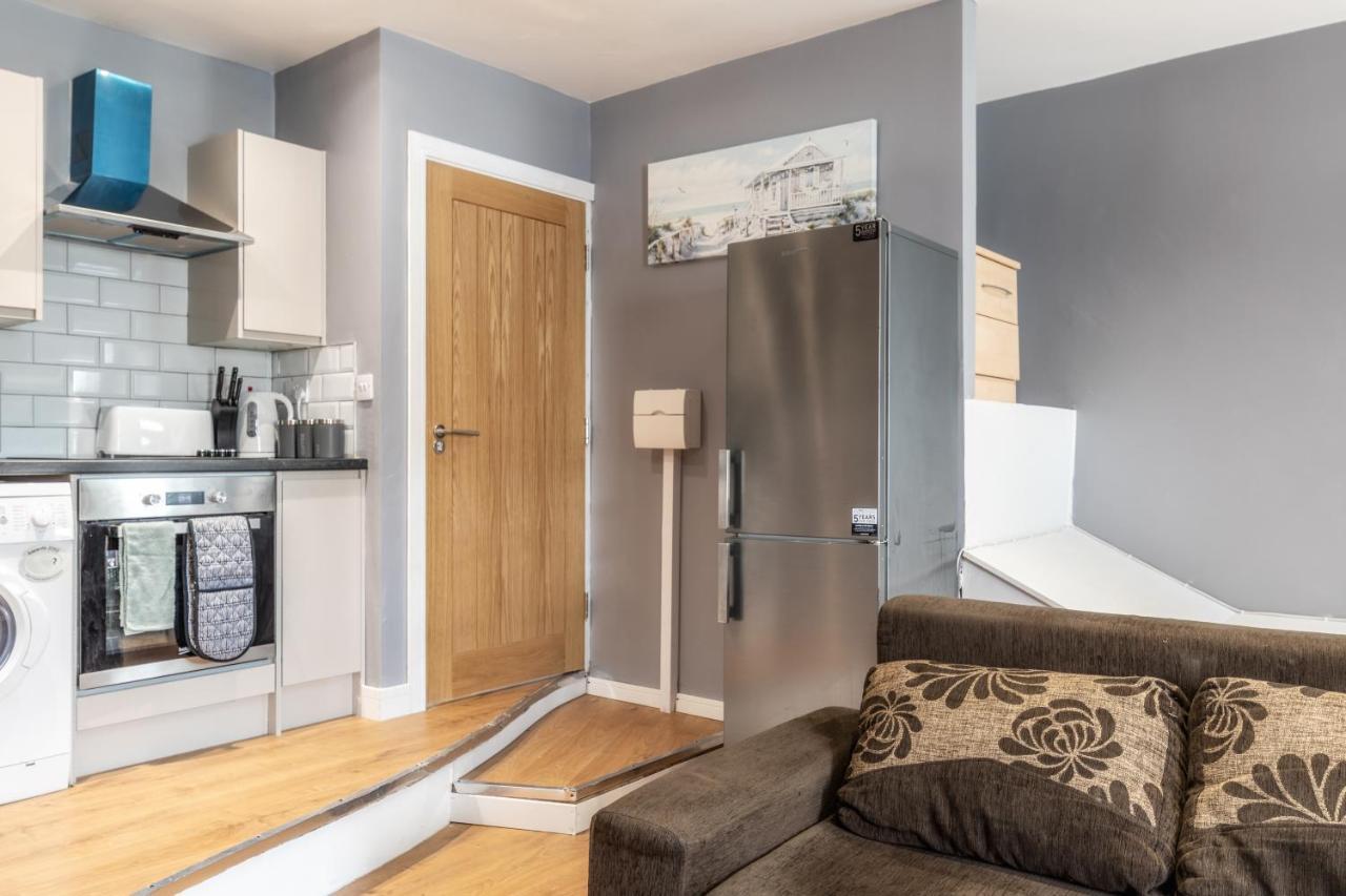 Darlington Luxury Penthouse Apartment Exteriör bild